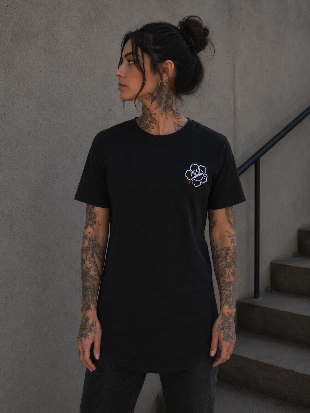 Rosa Black – Slim-Fit-Shirt aus Bio-Baumwolle mit Stickerei
